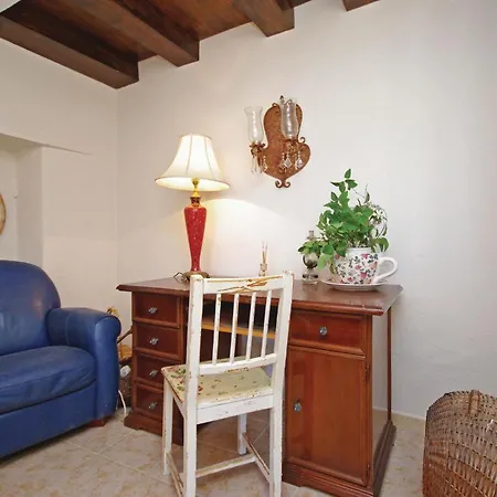 Amazing Home In Tucepi With Jacuzzi Holiday home *